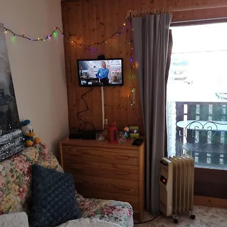 Charmant Petit Studio 2 Pieces De 20m2 *